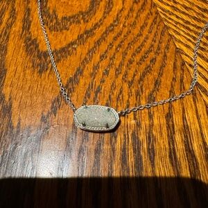 Elegant Kendra Scott Silver Pendant Necklace